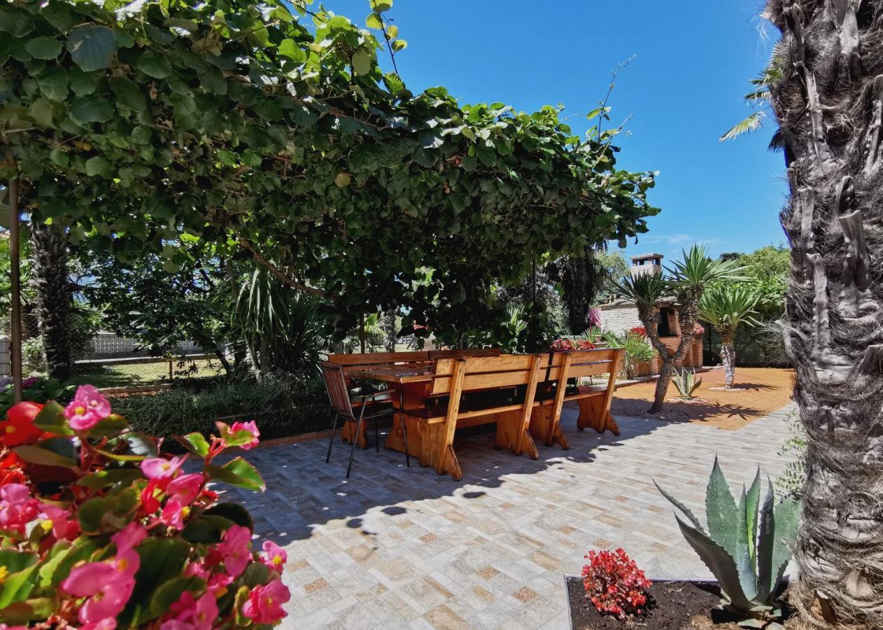 App & Room Le Palme Umag Exterior foto